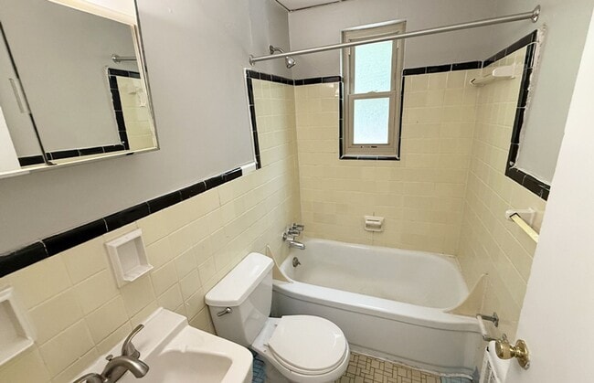 Photo - 362 Probasco St Unit 362-F