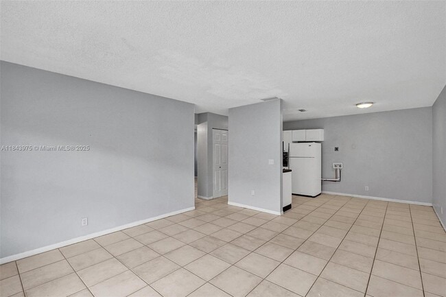 Photo - 5316 NW 24th Ct Unit 80