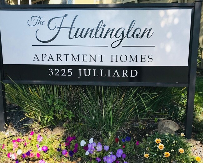The Huntington Apartments