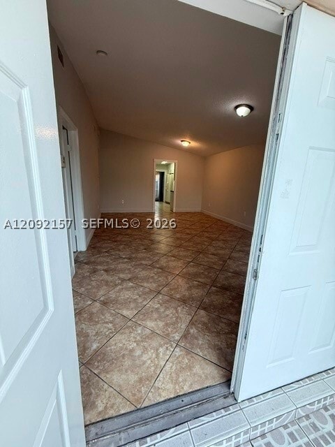 8956 NW 120th St