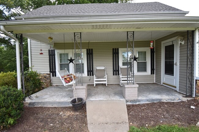 Photo - 2 Bedroom Home For Rent in The County!