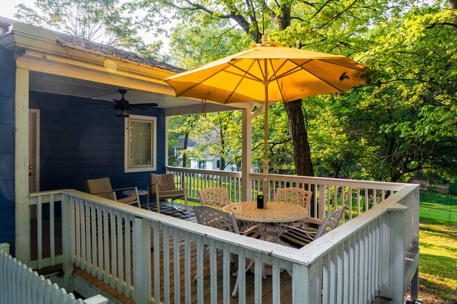 Photo - 639 S Peachtree St Unit ID1019271P