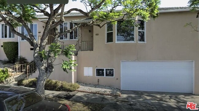 Photo - 4479 W 61st St Unidad 4479