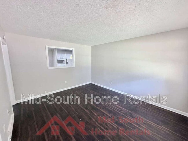 Photo - 4166 Hobson Rd