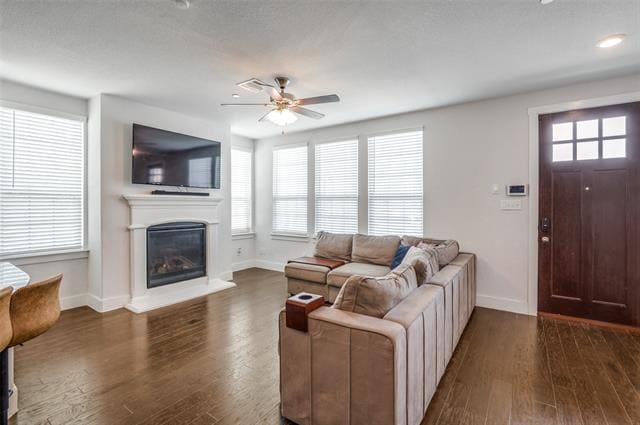 Building Photo - 2400 Magalia Ln