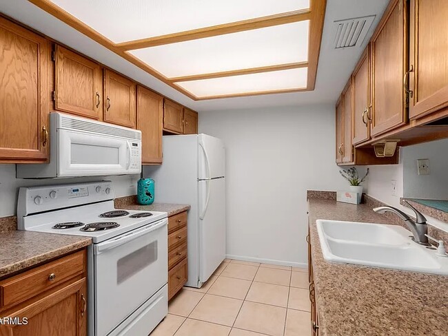 Photo - 2146 West Isabella #254 Unit Isabella Ave Condo in Dobson Villas