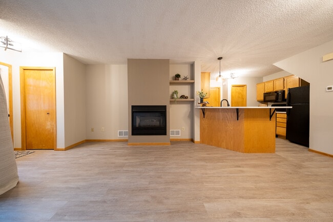 Photo - 4148 Durham Ct