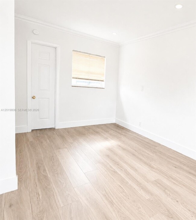 612 NW 1st Ave Unit 00