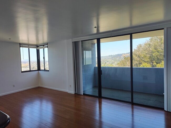 Photo - 555 Pierce St Unidad 1720