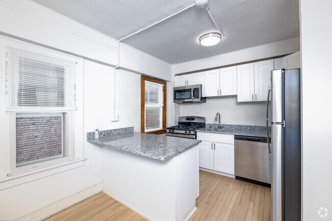 1BR, 1BA - 713SF - Ktichen