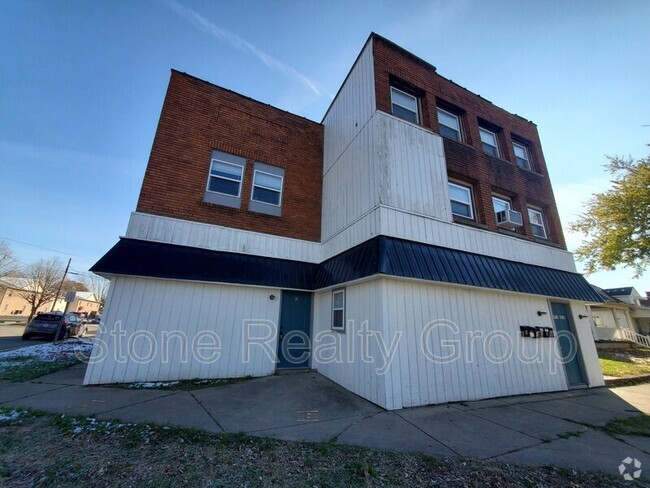 Building Photo - 2333 N 14th St Unit 3 Rental