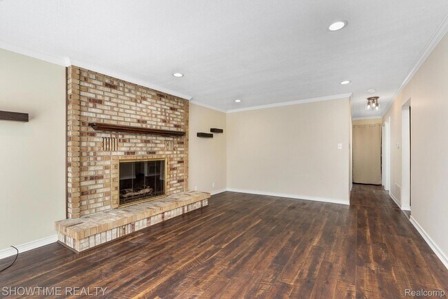 Photo - 31810 Briar Ln