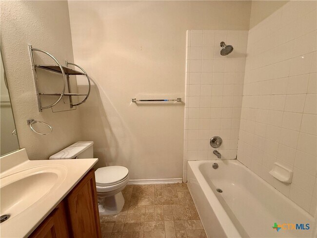 Photo - 3235 Blue Jay Dr