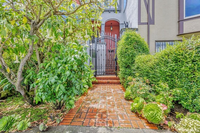 Photo - 181 Marina Blvd