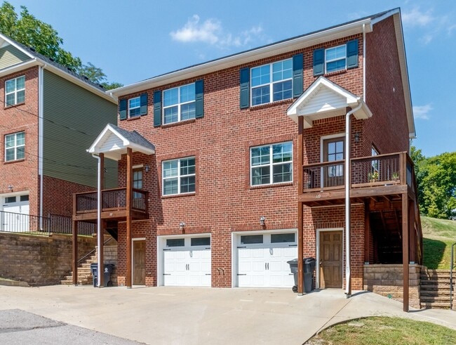Photo - 123 W Washington St