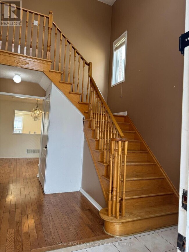 Photo - 58 Brentcliff Dr