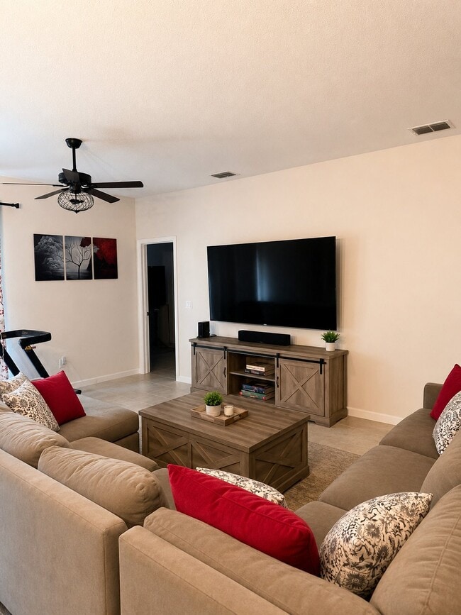 Photo - 1650 2nd Ave
