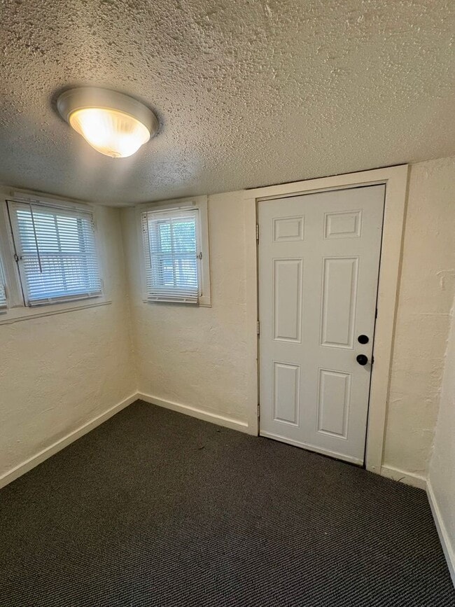 Photo - E. Brookside- 126 Unidad C