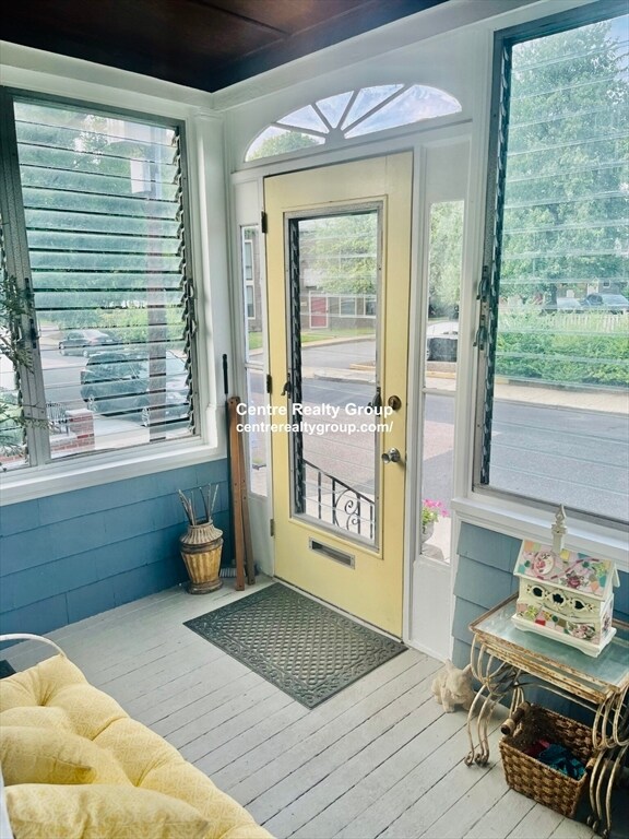 Photo - 118 Governor Winthrop Rd Unidad 118