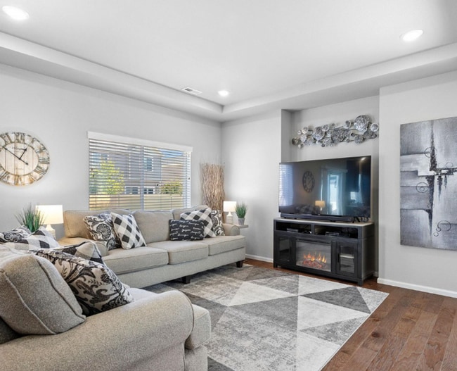 Photo - 3641 Candlewood Dr