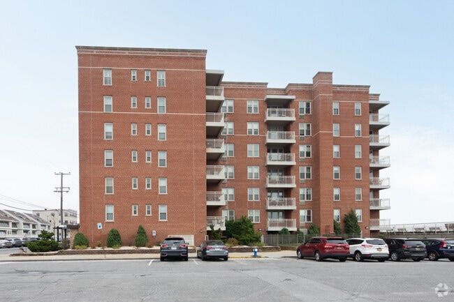 Photo - Seaview Terrace Co-Op