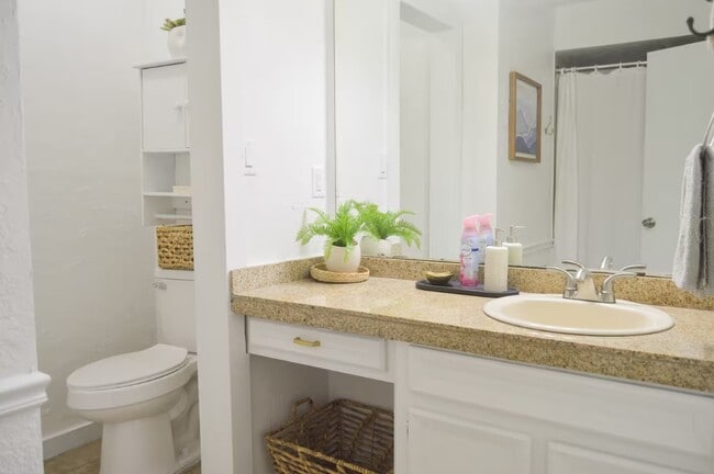 Photo - 2369 Apache Dr