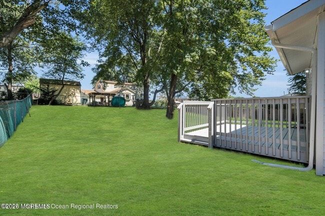 Photo - 1016 Woodlane Rd