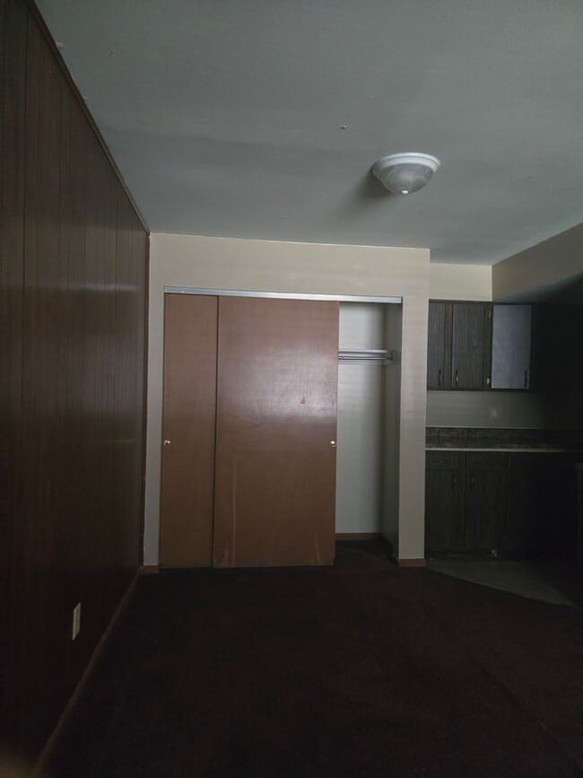 Photo - SPRINGBANK APARTMENTS II Unit 4880-4