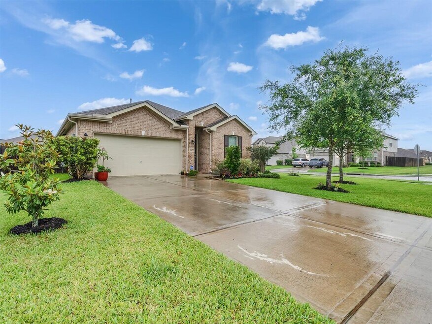 1807 Oakdale Mist Dr