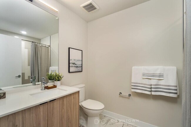 Photo - 1 bedroom in Chicago IL 60607 Unit 0806