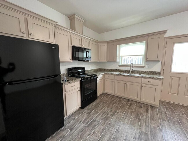 2004 Bahamas Dr Unit 4