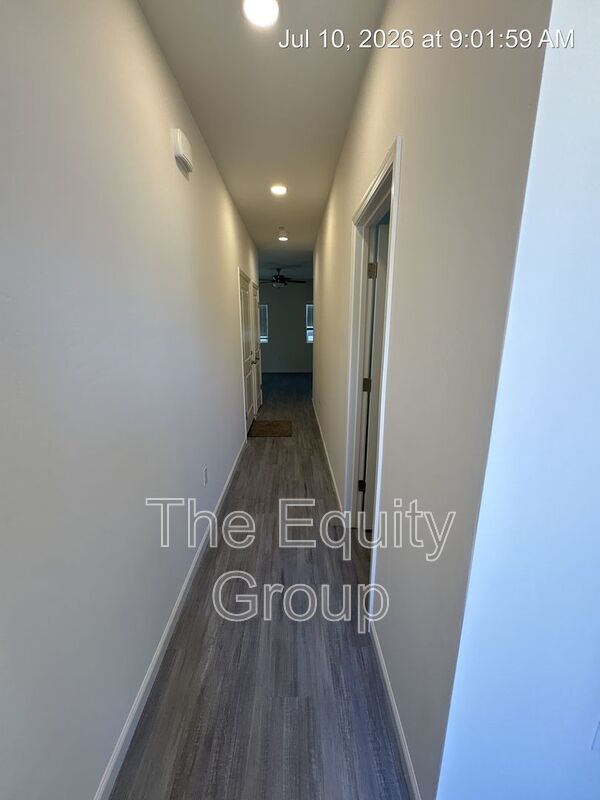 725 S Pinkham St Unit 102