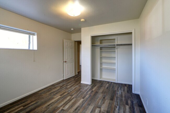 Photo - 311 E 200 N Unit Main floor