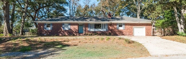 Photo - Peaceful Living in West Ashley!