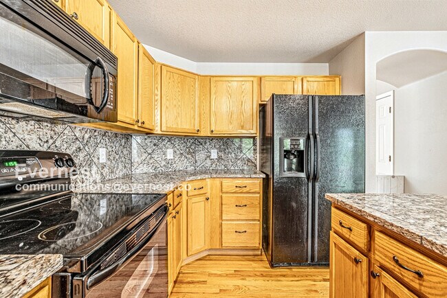 Photo - 13087 Race Ct