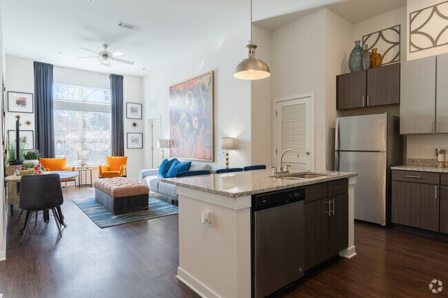 2BR, 2BA - 1,074 SF - Ashley Scholars Landing I Apartments