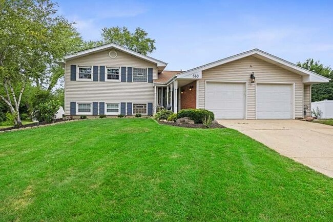 Building Photo - 560 Glen Pl