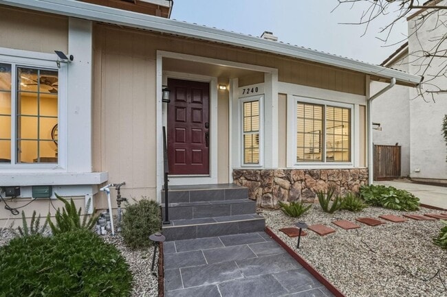 Photo - Bright and Modern 3BD/2BA Single-Family Home in Creekside South!