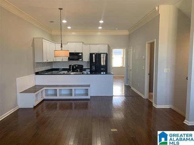 Building Photo - 2074 Ross Park Way