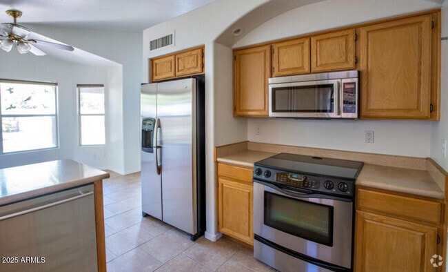 Building Photo - 506 W Navarro Ave Rental