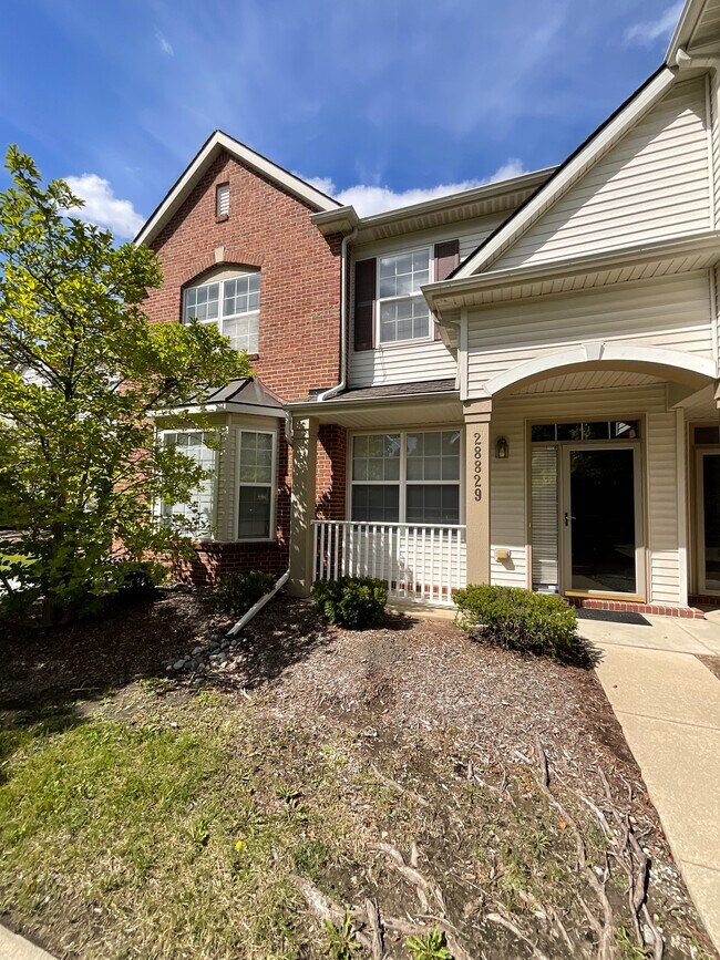 Building Photo - 28829 Whitby Dr Rental