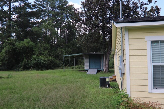 Photo - 7949 Louise Ln