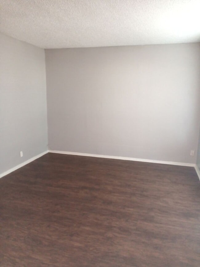 Photo - Brookview Duplex 6800