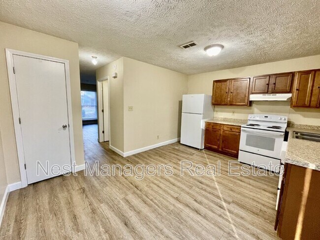 Photo - 5846 Aftonshire Dr