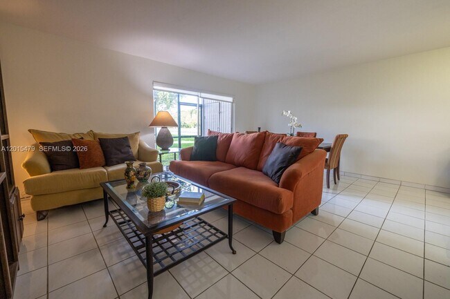 Photo - 10385 N Kendall Dr Unit P1