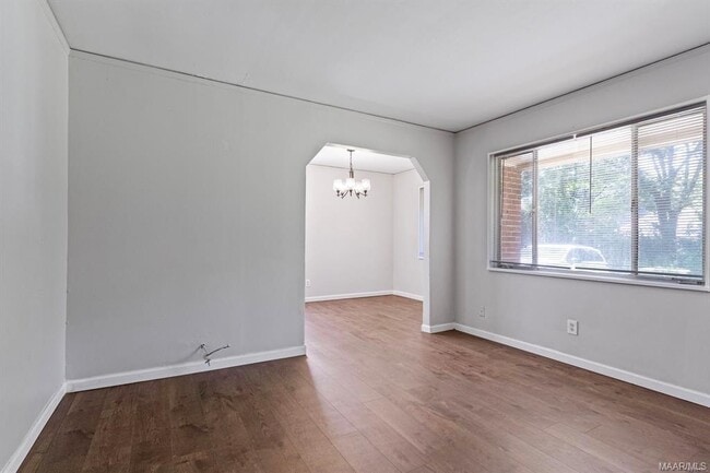 Photo - 1221 Belmont St