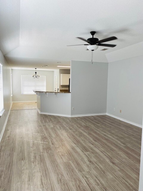 Photo - 511 Westchase Ct N