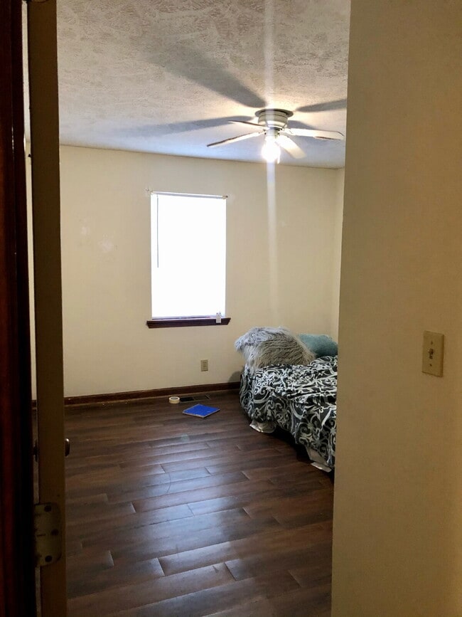 Photo - 3/2 Townhome on S Montgomery St Unit C