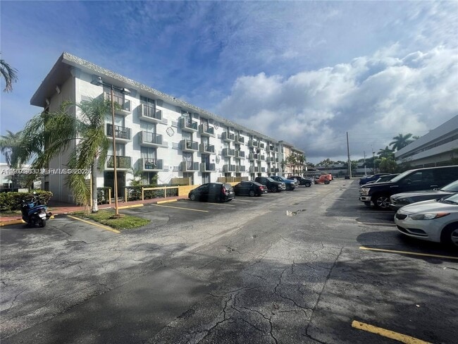 Photo - 16450 NW 2nd Ave Unit 109