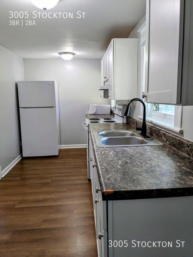 Photo - 3005 Stockton St